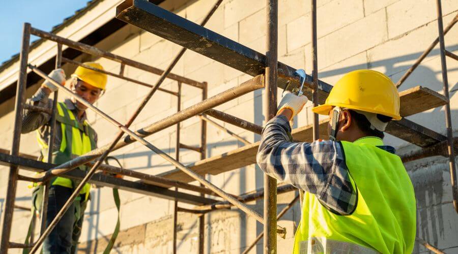 Professional gutter cleaning in Wendell, NC